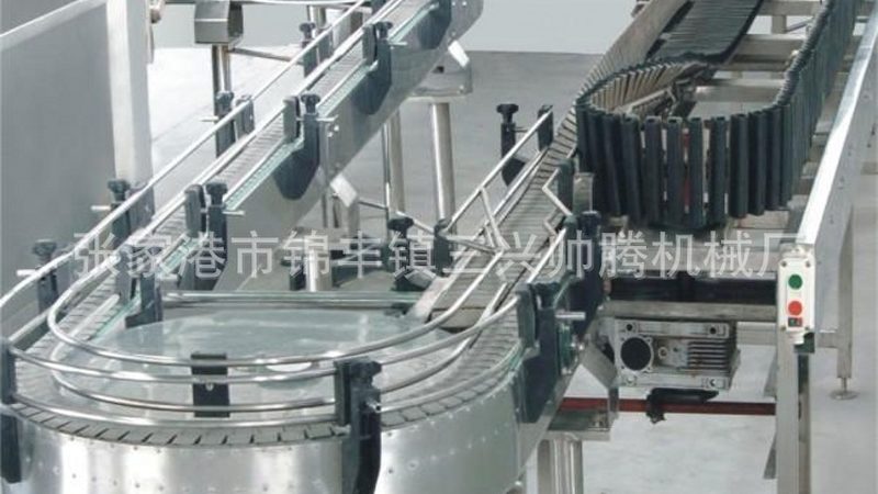 成都学校食堂炒菜机器人定制：革新校园餐饮新篇章
